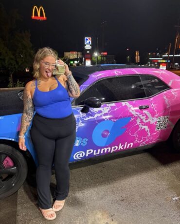 Pumpkin Brings Fans Out in Force for Successful Knoxville Appearance at Mouse’s Ear